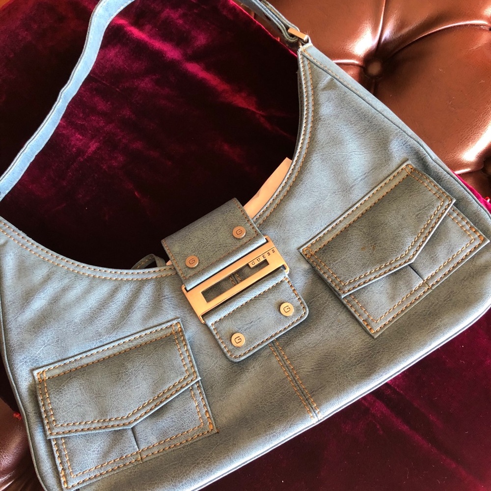Baby blue shoulder bag